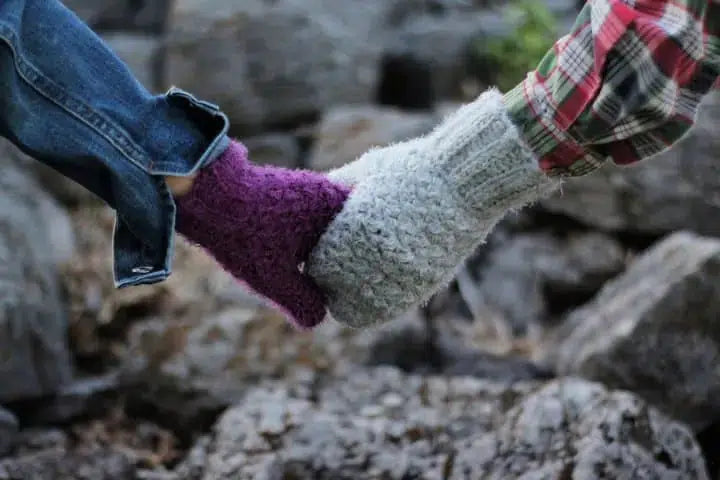 Textured Hygge Mittens