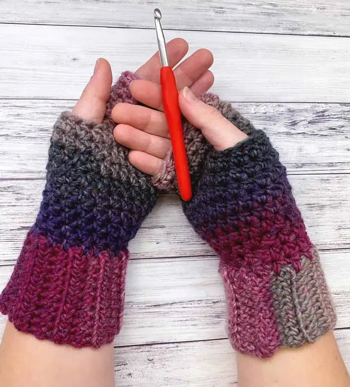 Easy Crochet Fingerless Gloves