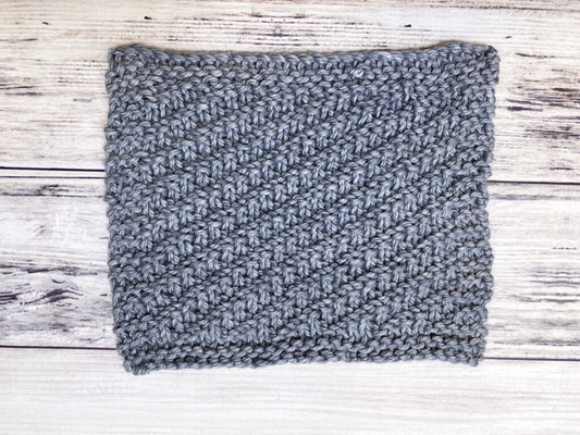 Diagonal Textured Face Scrubby