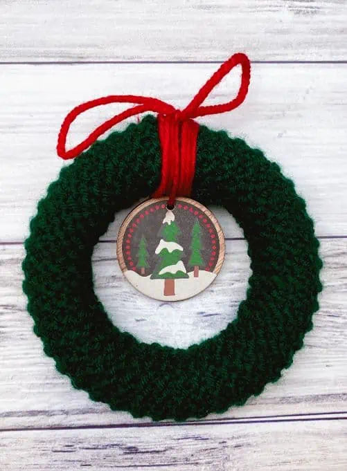 Knit Christmas Wreath Ornament