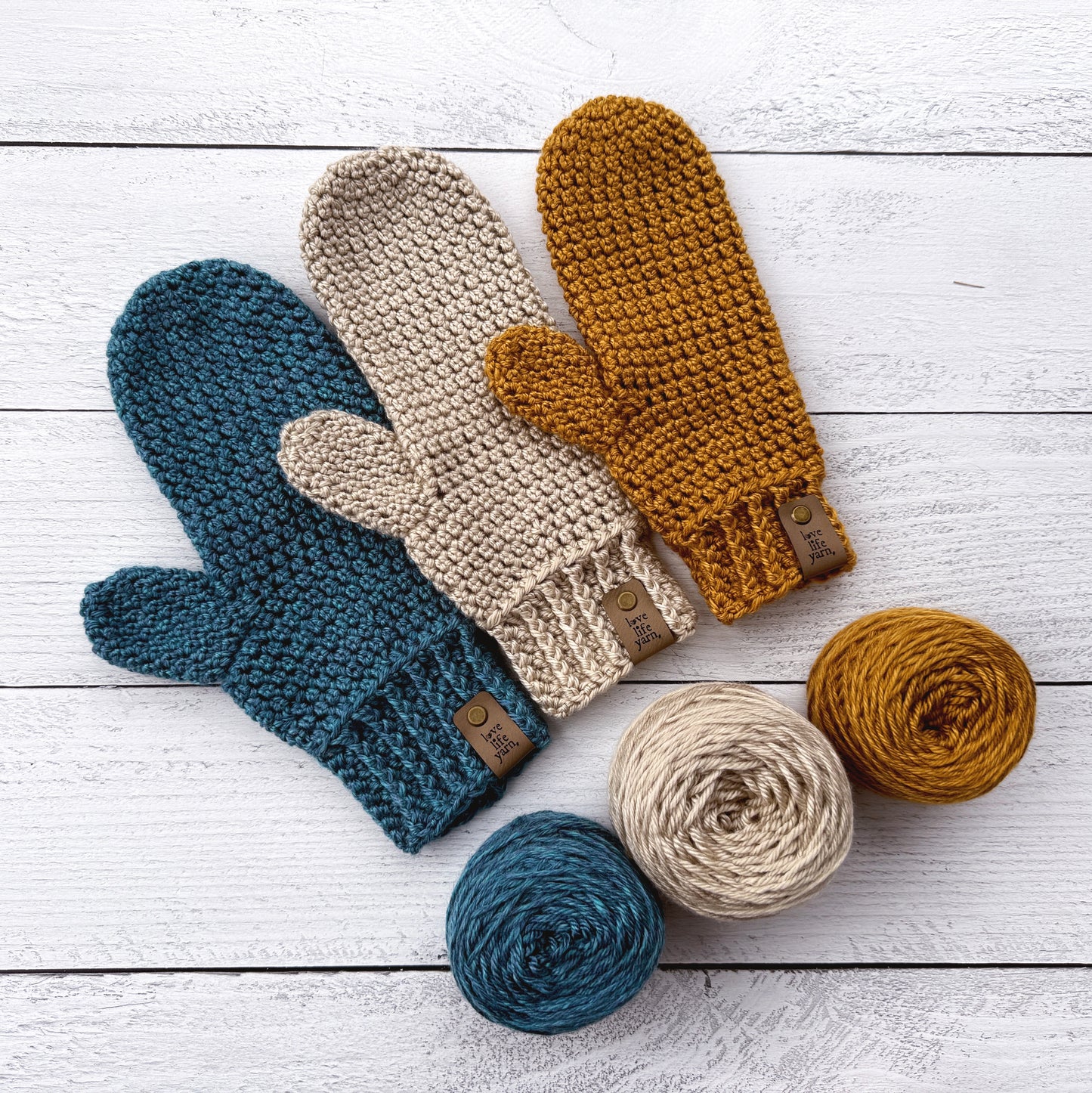 Winter Essential Crochet Mittens