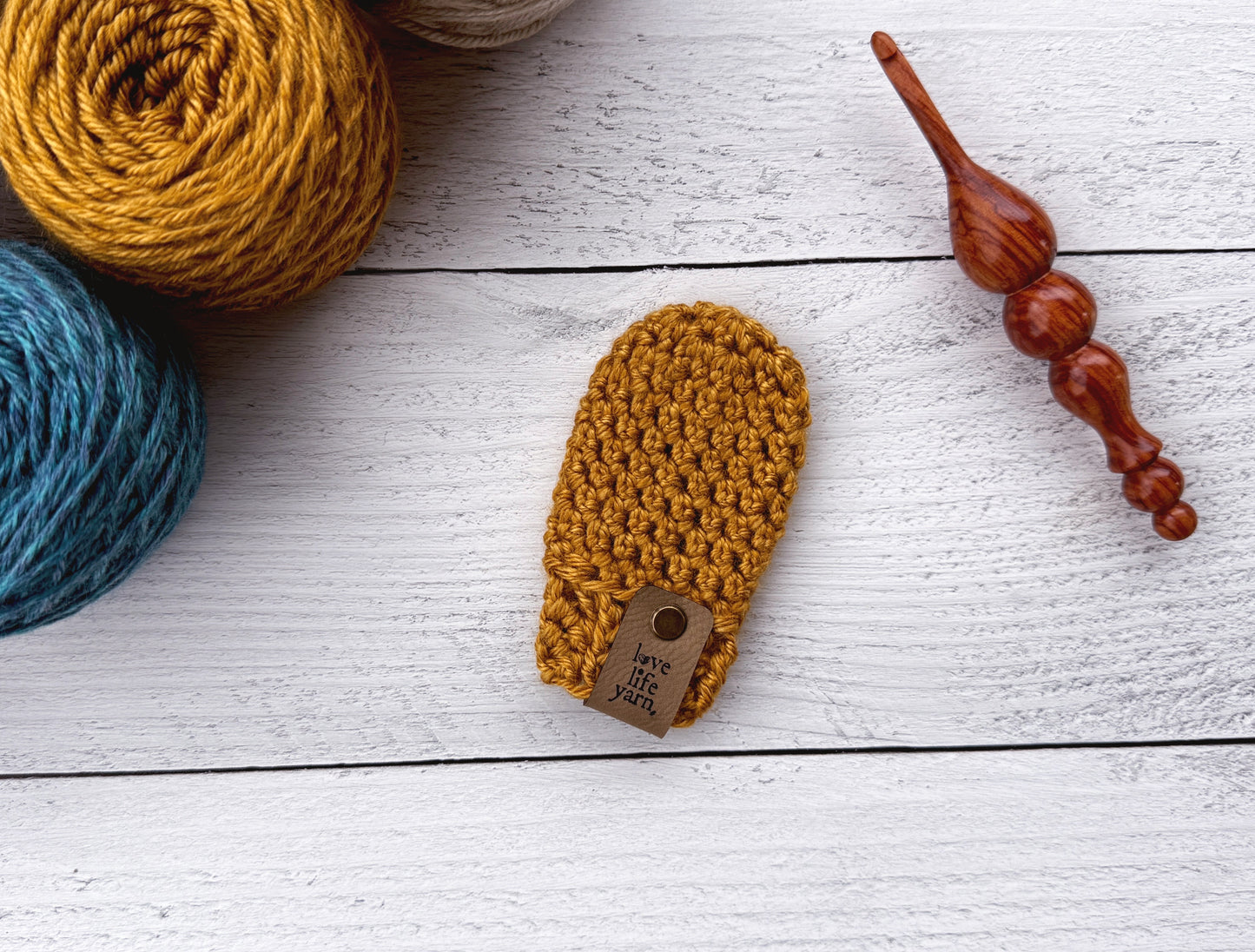 Winter Essential Crochet Mittens