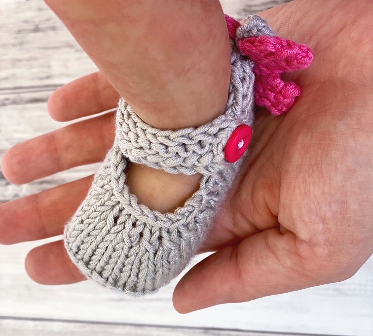 Knit Butterfly Baby Booties